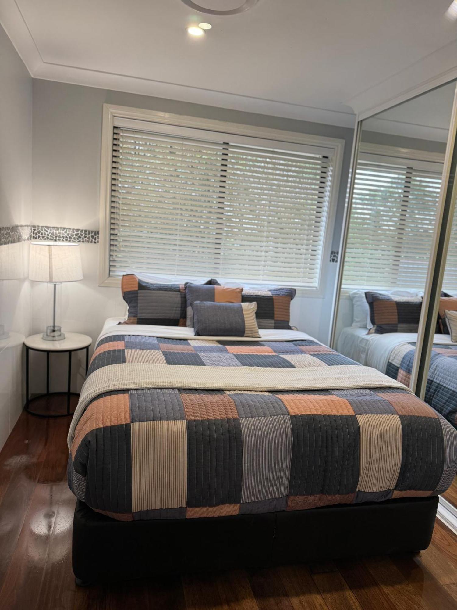 Cockatoo Retreat Belmont